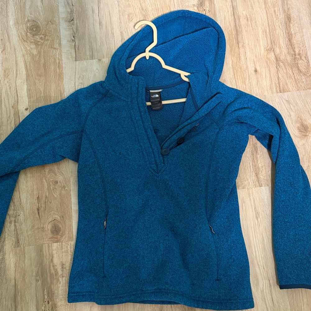 The North Face Teal Fleece Jacket Size Medium